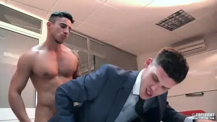 Klein Kerr Fucks Ken Rodeo in Hardcore Action