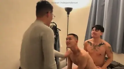 Boyfriend Catches Cheating Lover in Action
