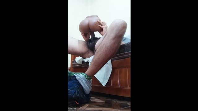 Bareback Macho Fucks with Internal Cumshots