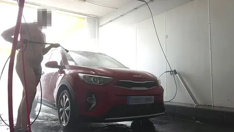 Gay Guy Exposes Himself at Car Wash