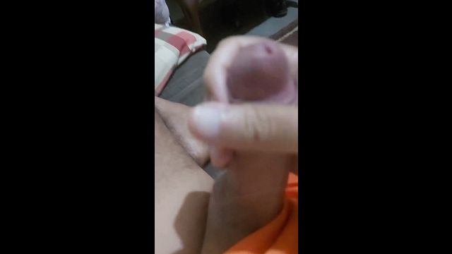 Guy Shows Off His Yummy Cock Solo