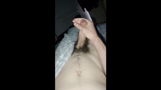 Morning Blowjob Ends with Cumshot