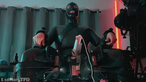 Hunky Master Enforces Rubber Discipline
