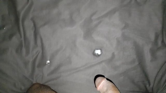 Guy Masturbates in Solo Seduction Scene