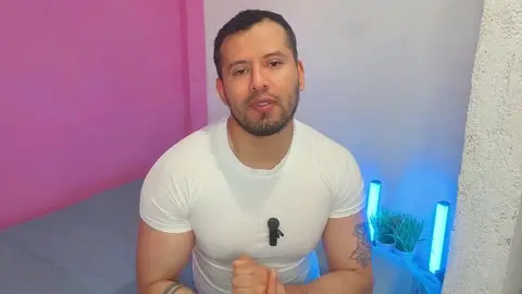 Mexican Tops First-Time Nicaraguan Twink Bareback