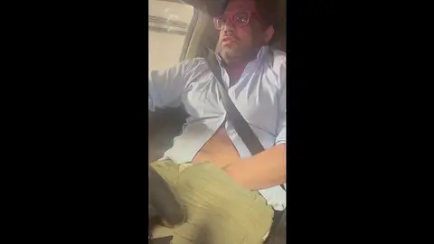 Girthy Top Gets Deepthroat Blowjob and Cum