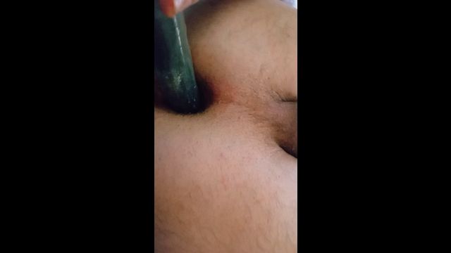 Young Twink Masturbates with Ease