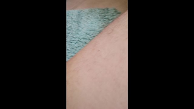 Guy Jerks Off to Climax