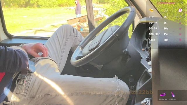 Truck Sex: Two Guys Fuck in Vehicle