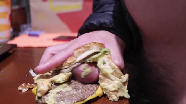 Horny Guy Fucks Bigmac in Hardcore Action
