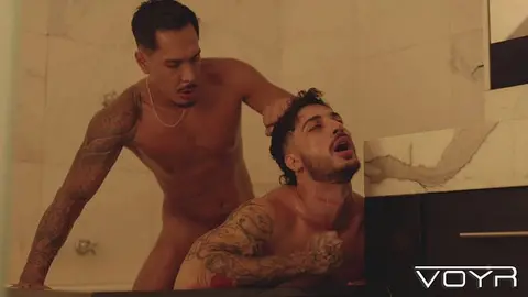 Joshua Gets XXL Hard Fuck in Bathtub