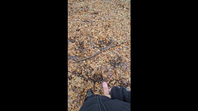 Outdoor Cumshot in Nature Setting