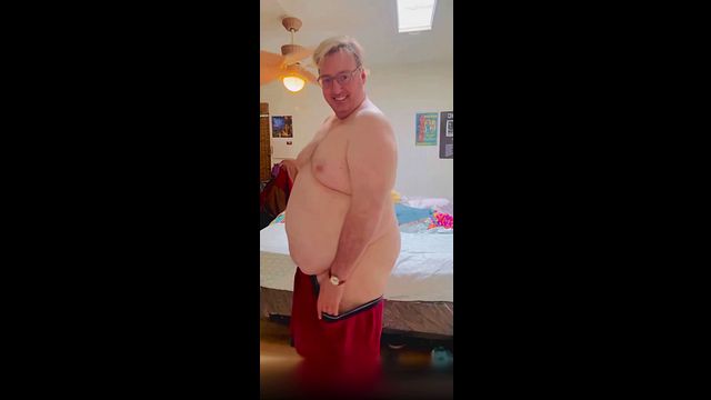 Chubby Guy Shows Off Big Ass