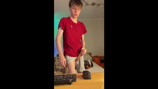 Horny Guy Fingers Himself to Orgasm