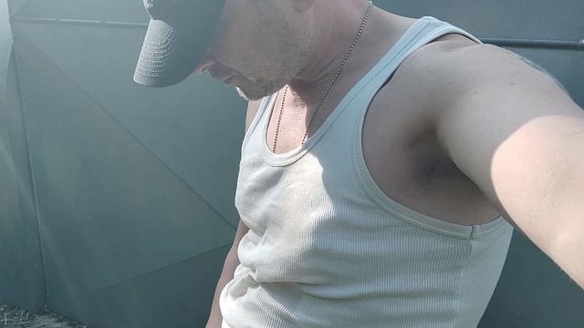 Army Guy Masturbates in Solo Show