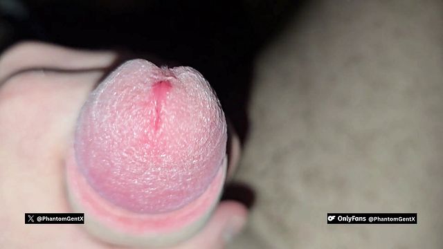 Guy Uses Lovense Diamo Cockring to Cum