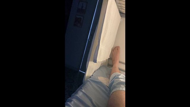 Solo Guy Masturbates in Hostel Room