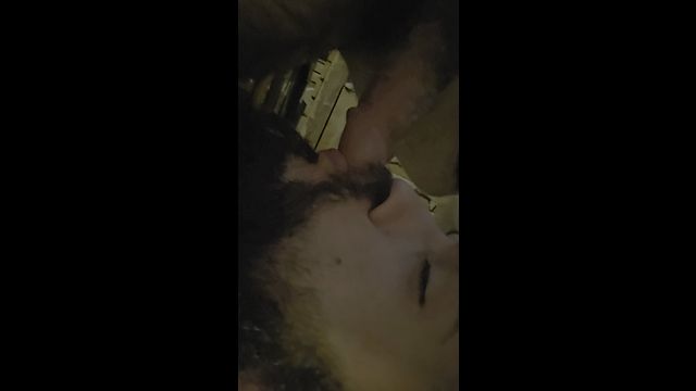 Top Cocksucker Blows in Makeout Session