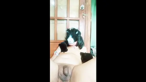 Young Twink Exercises His Ass