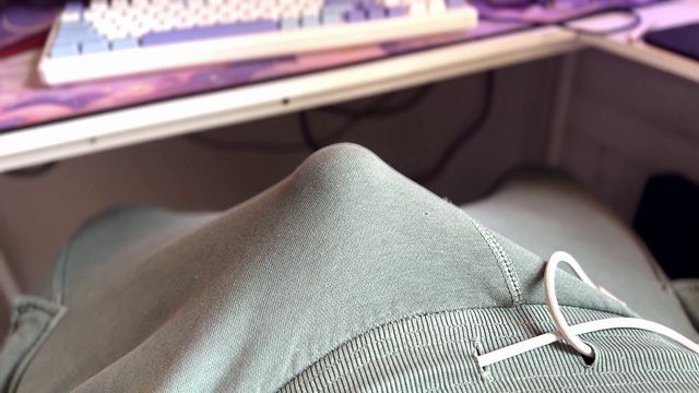 Guy Cums in Sweatpants, Solo Jerk Off