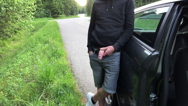 Guy Masturbates Outdoors and Cums