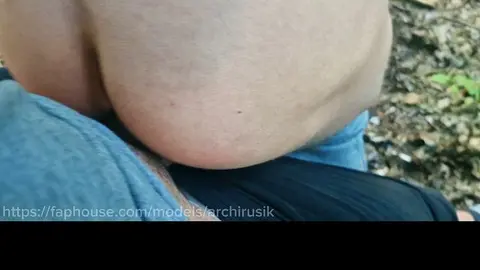 Twinks Fuck Bareback in Park During Breaks