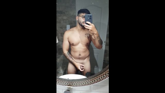 Guy Jerks Off in Bathroom