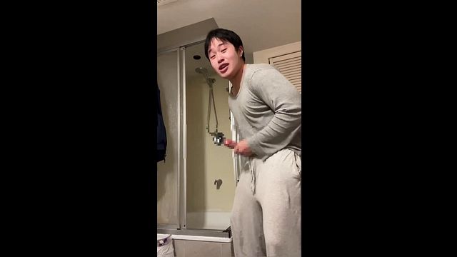 Asian Guy Masturbates with Big Cock