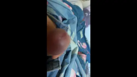 Guy Masturbates with Hand