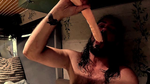 Deepthroat Tips from Raph Pro Goat