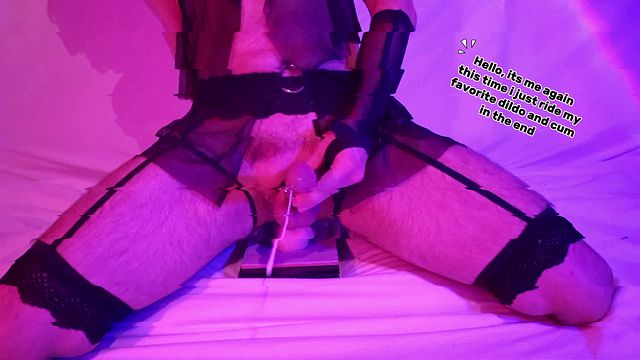 Solo Guy Rides Dildo to Cumshot