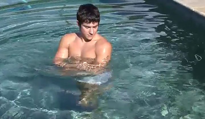 Julian Gets Fucked by Hung Top