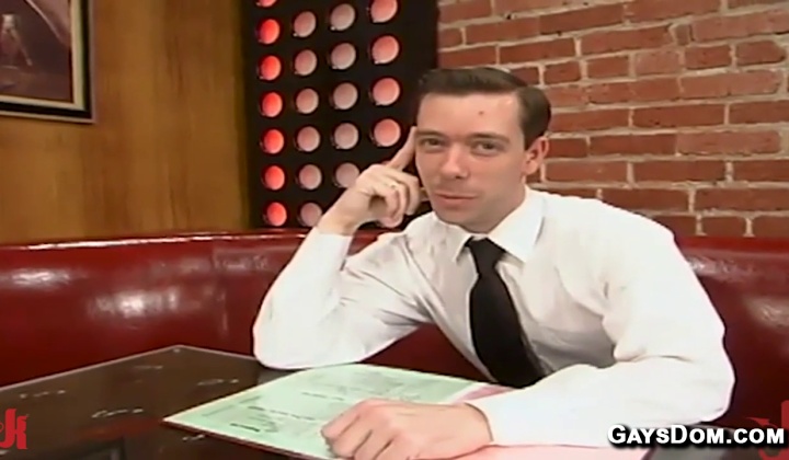Amateur Takes First Time Deep Anal in Restaurant
