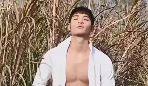Guy Exposed in Public Photo Shoot