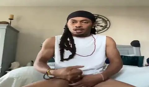 Black Hottie Jovonnie Exposed in Solo Bareback Action