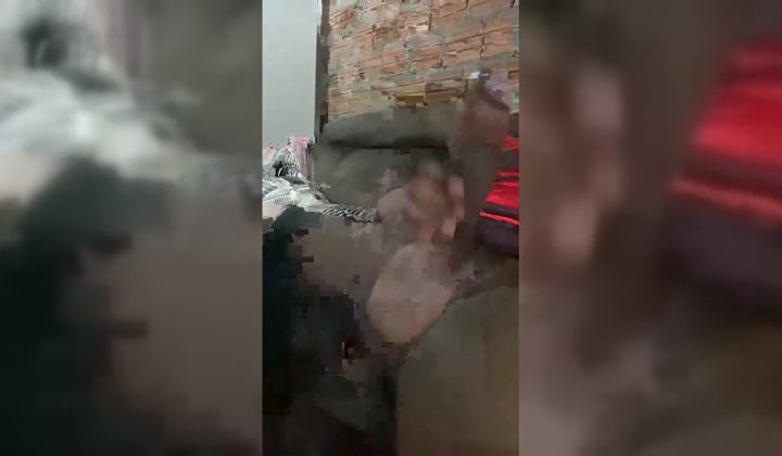 Horny Latino Guy Jerks Off and Cums