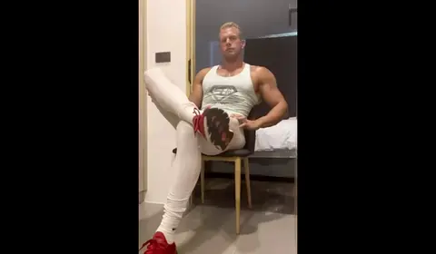 Muscular Guy Fucks in Hardcore Action
