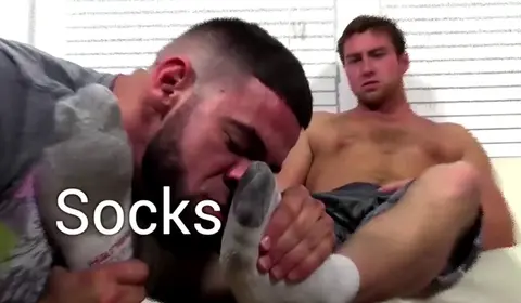 Gay Threesome with Twink and Muscle Tops