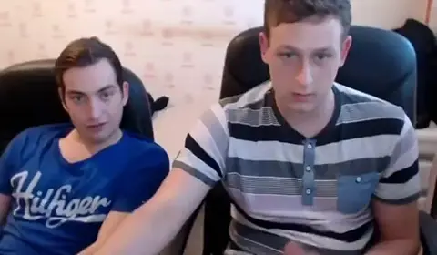 Gay Twink Sucks Dick in Amateur Video