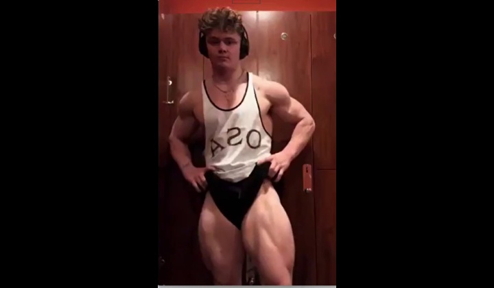 Gay Twink Gets Fucked by Hairy Bear