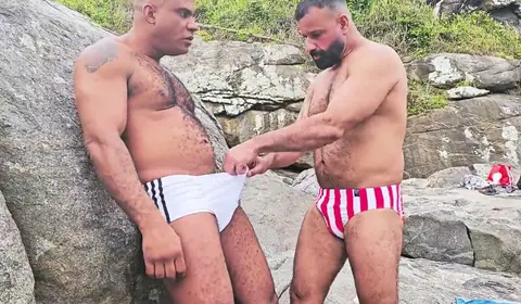 Bear Bottom Gets Fucked by Big Dick Top