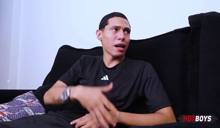 Guy Gets Fucked in the Head