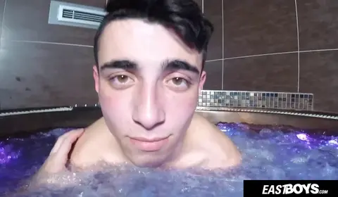 Czech Twink Gets Handjob in Hot Tub