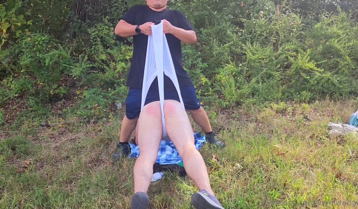 chubby slave  ?