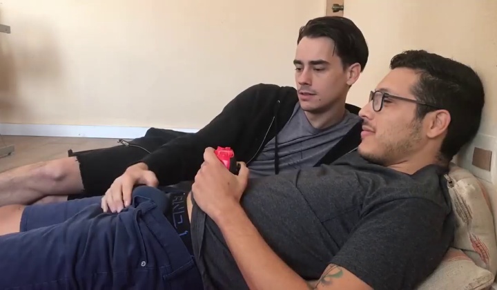 Gamer Bottom Rides Friend's Cock