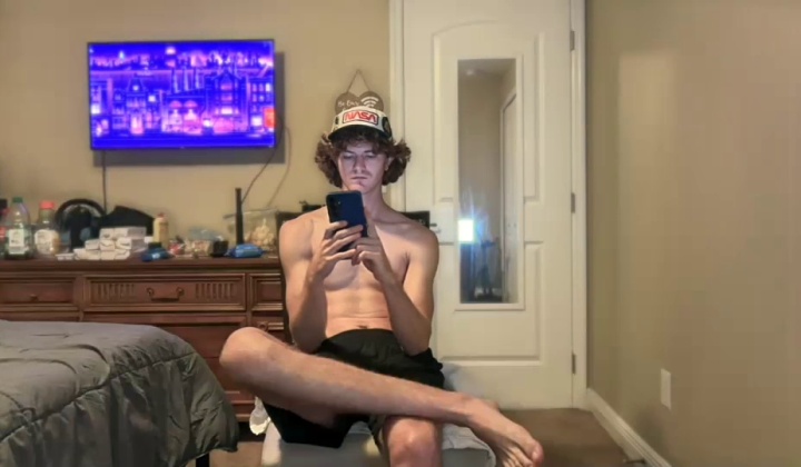 Naked Guy Shows Off Big Balls on Cam