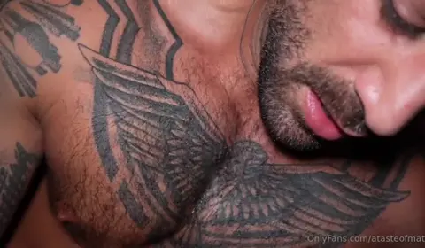Gay Threesome with Twink and Muscle Tops