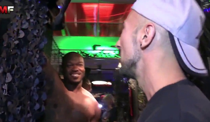Gay Sex Shop Encounter