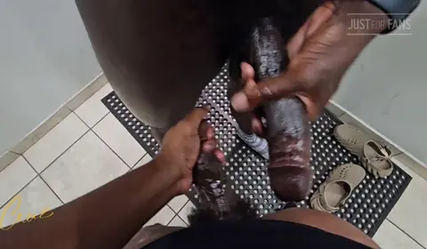 BBC Tops Unload Cum in Group Party