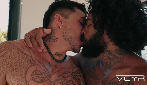 Gay Twink Fucks Mature Daddy Bareback